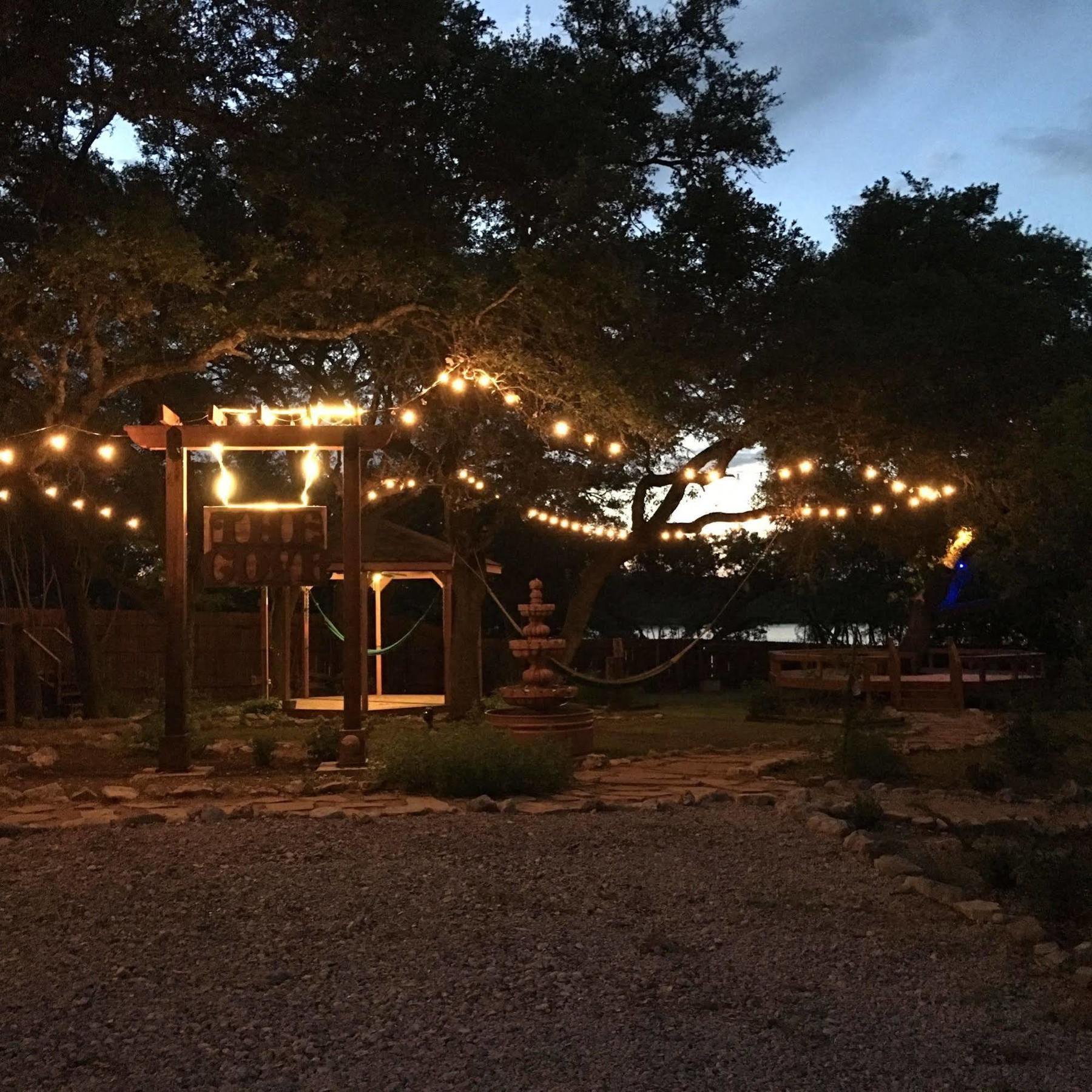 The Cove Bnb Hudson Bend Exterior foto